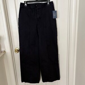 Universal Thread black pants; size 8; NWT